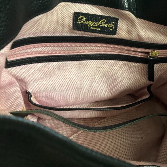 Dooney and Bourke Black Leather Shoulder Bag with inside key hook. - Picture 5 of 9